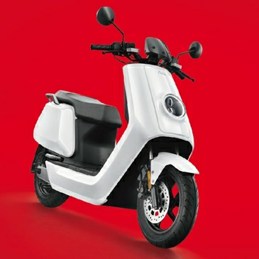 Trumpeter NIU E-SCOOTER N1S - Pre-Painted (white version) 1:12 07305